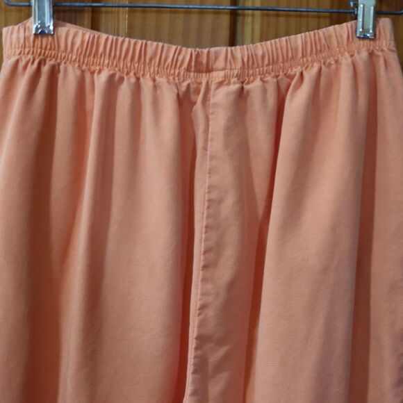 City Wear Vintage 90s Orange Capris with Elastic Waistband and Wide-Leg Cut - Picture 7 of 10
